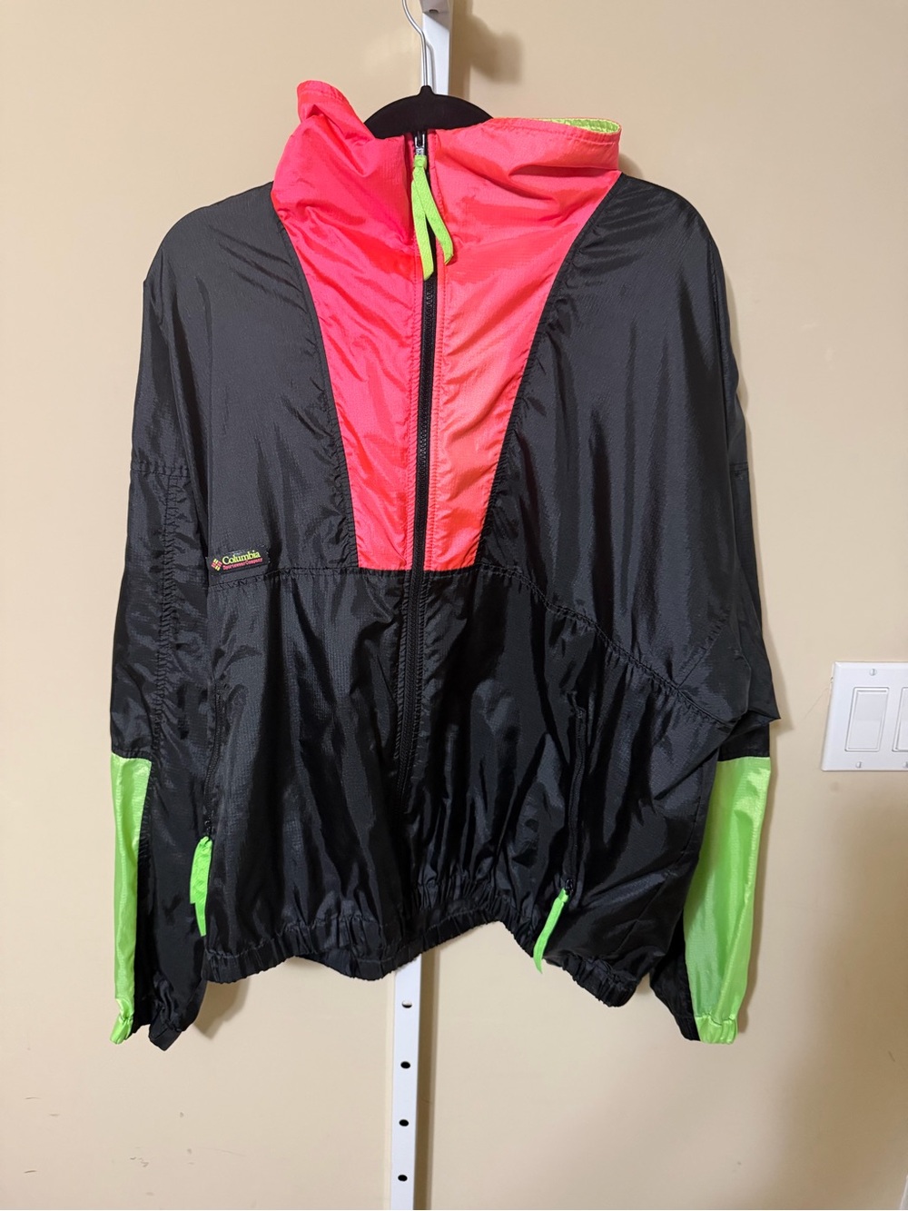 VINTAGE Men’s Columbia Jacket